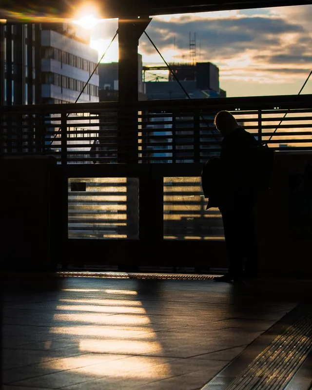 a golden pause